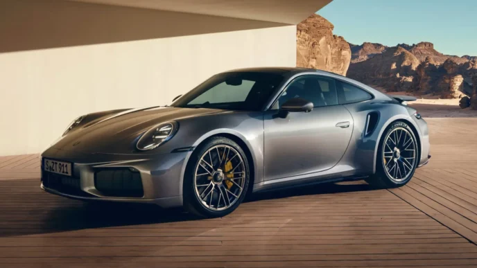 Porsche 911 Turbo S 2026: 701 л. с., гибрид и рекорд на «Нюрбургринге»