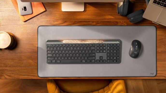 Signature Slim Solar+ K980